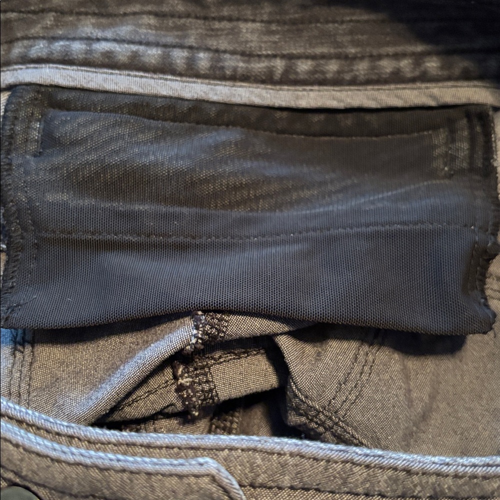 Lululemon Ride On Shorts - Picture 8 of 9